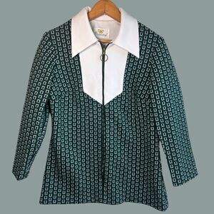 Vintage 70s Flutterbye Pointed Collar Zipper Front Shirt